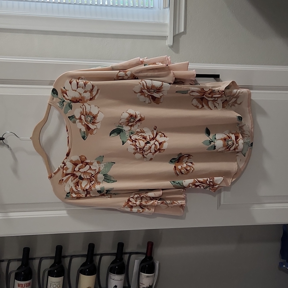 Floral Ruffle Blouse